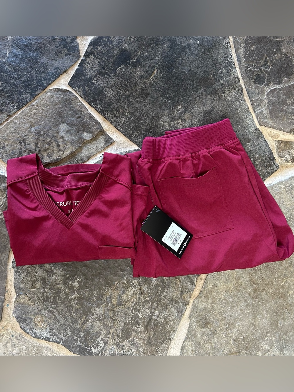 Scrubletics Tibetan Red Scrub Set